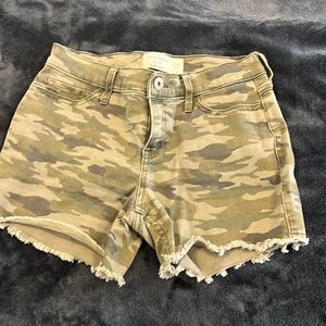 abercrombie kids shorts